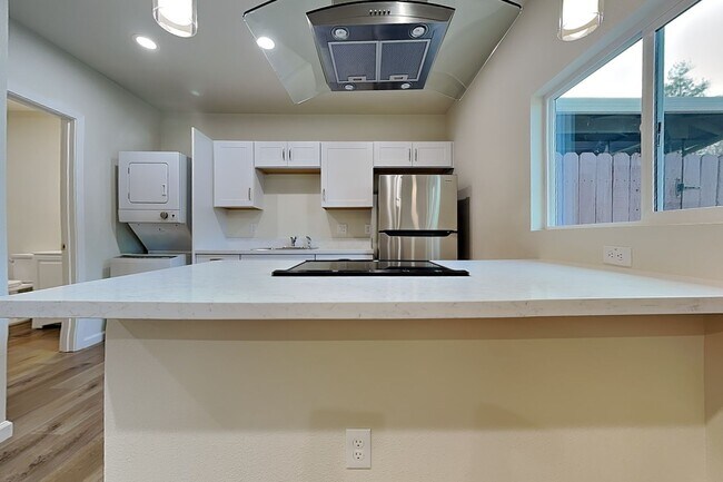 Building Photo - 10251029wo