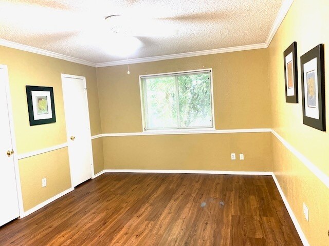 Building Photo - Kenndale ISD! Beautiful 3 /2/2 Arlington !...