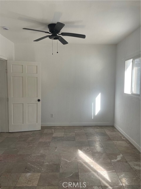 Building Photo - 2111 S Vallecito Dr