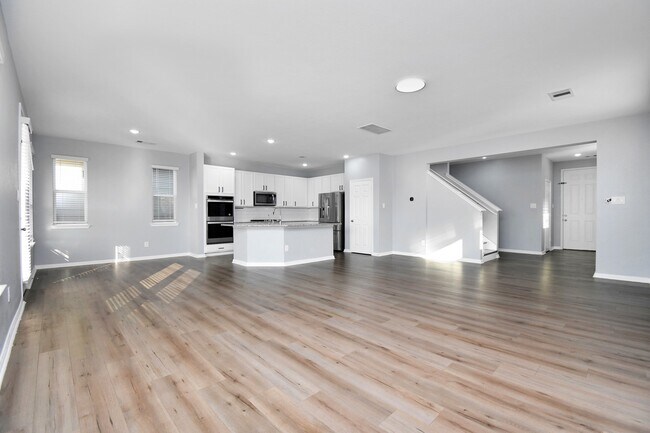 Building Photo - 6738 Beck Canyon Dr