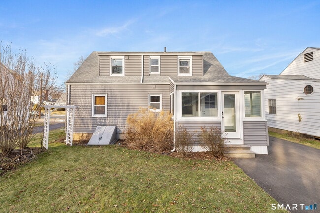 Building Photo - 103 Edgemere Ave