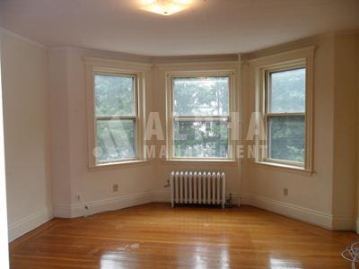 Primary Photo - 18 Euston St