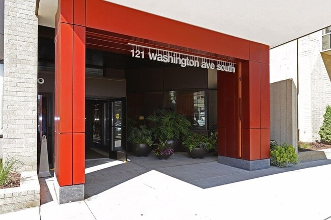 Building Photo - 121 Washington Ave S