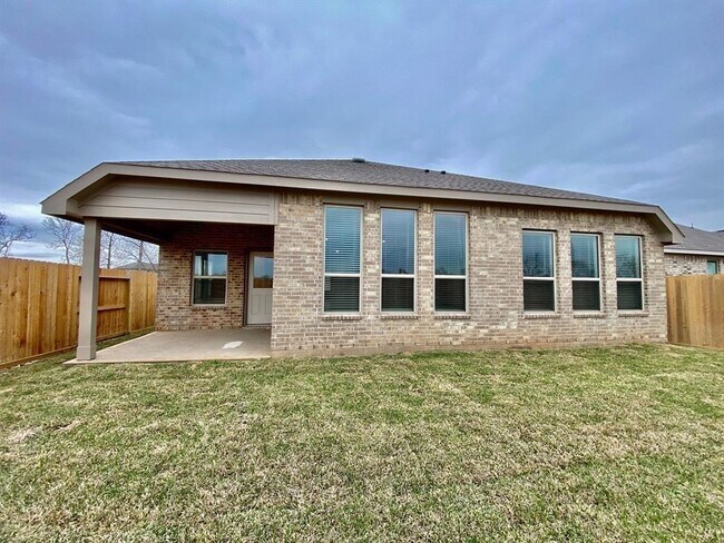 Building Photo - 8710 Morning Glow Dr