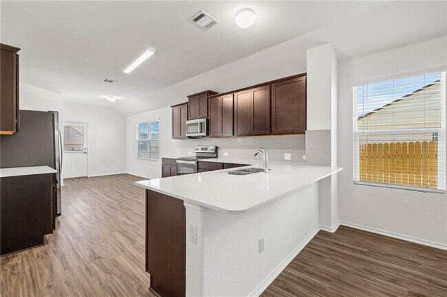 Building Photo - 132 Josey Wales Dr