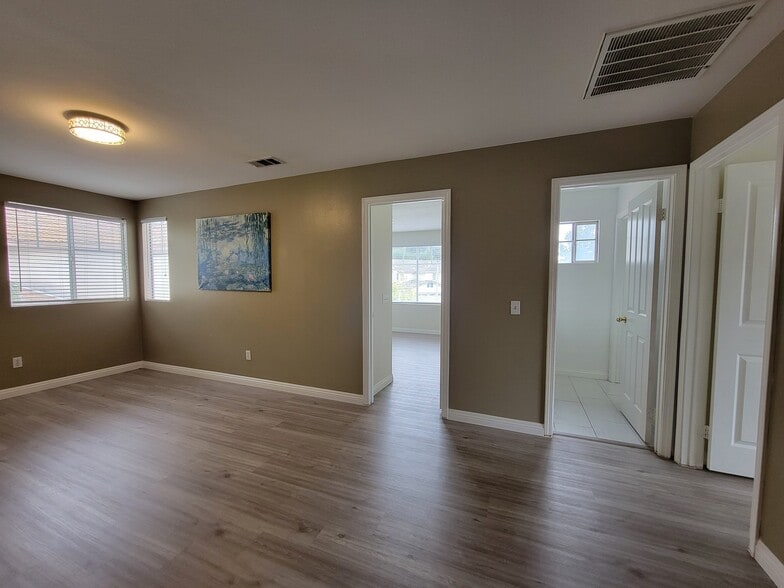 Building Photo - 16241 El Dorado Ct