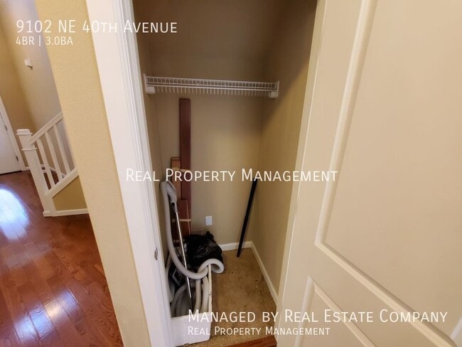 Building Photo - 9102 NE 40th Ave