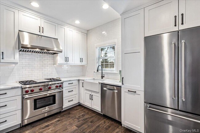 Building Photo - 60 Lilac Rd