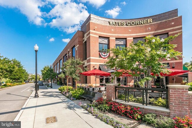 Building Photo - 1006 Wythe St