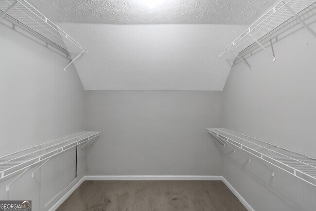 Building Photo - 420 Harvick Cir