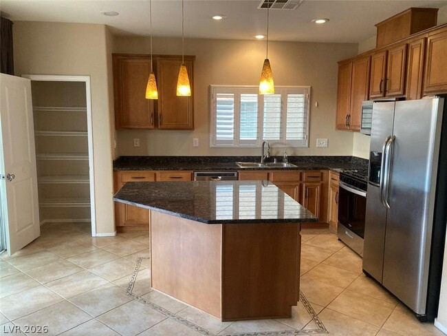 Building Photo - 11825 Newport View St