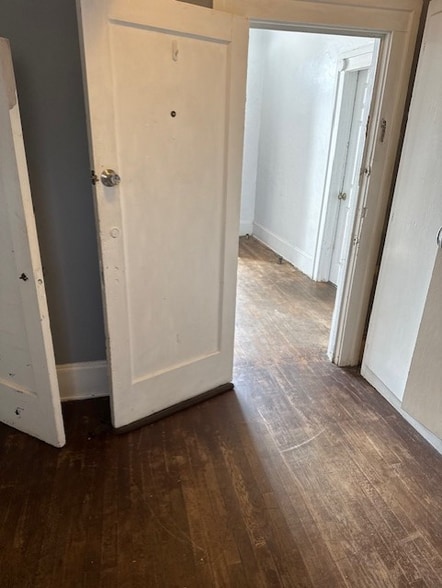 Building Photo - 433 Worth St NW