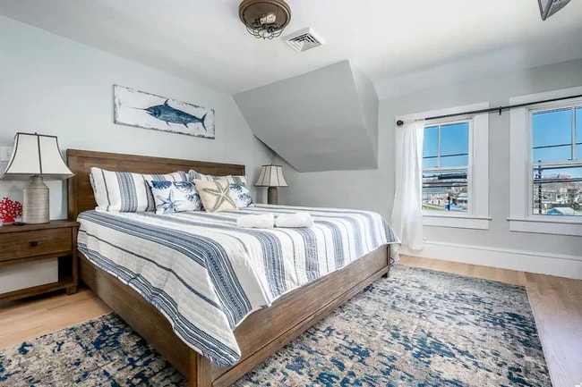 Building Photo - 101 Ocean St