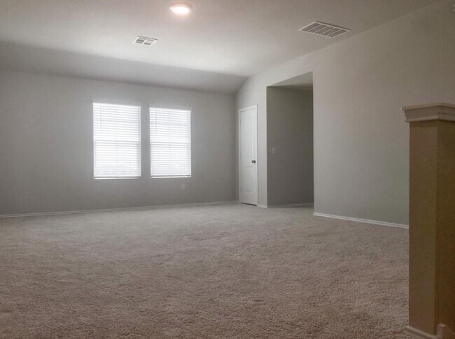 Building Photo - 12729 Brahmin Dr