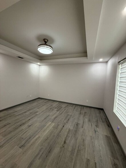 Building Photo - 9205 N 30th St