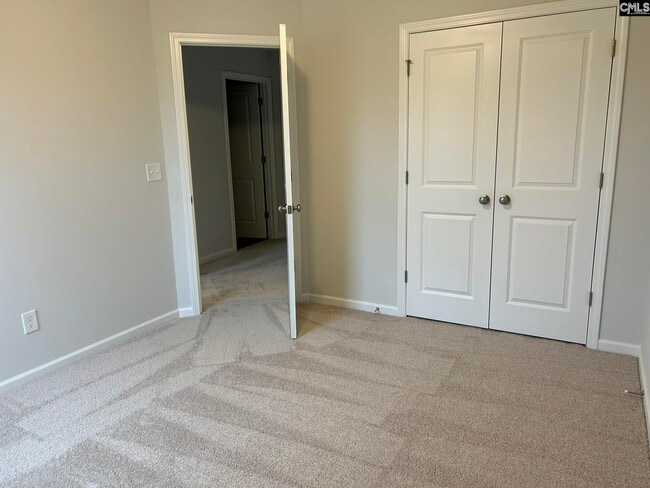 Building Photo - 387 Pinaster Path