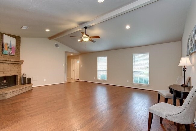 Building Photo - 931 Grand Jct Dr