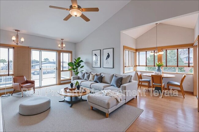 Building Photo - 5486 Salish Rd