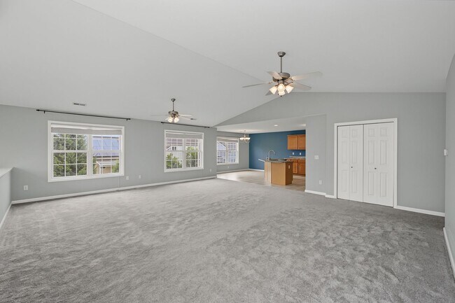 Building Photo - 106 Essex Ln
