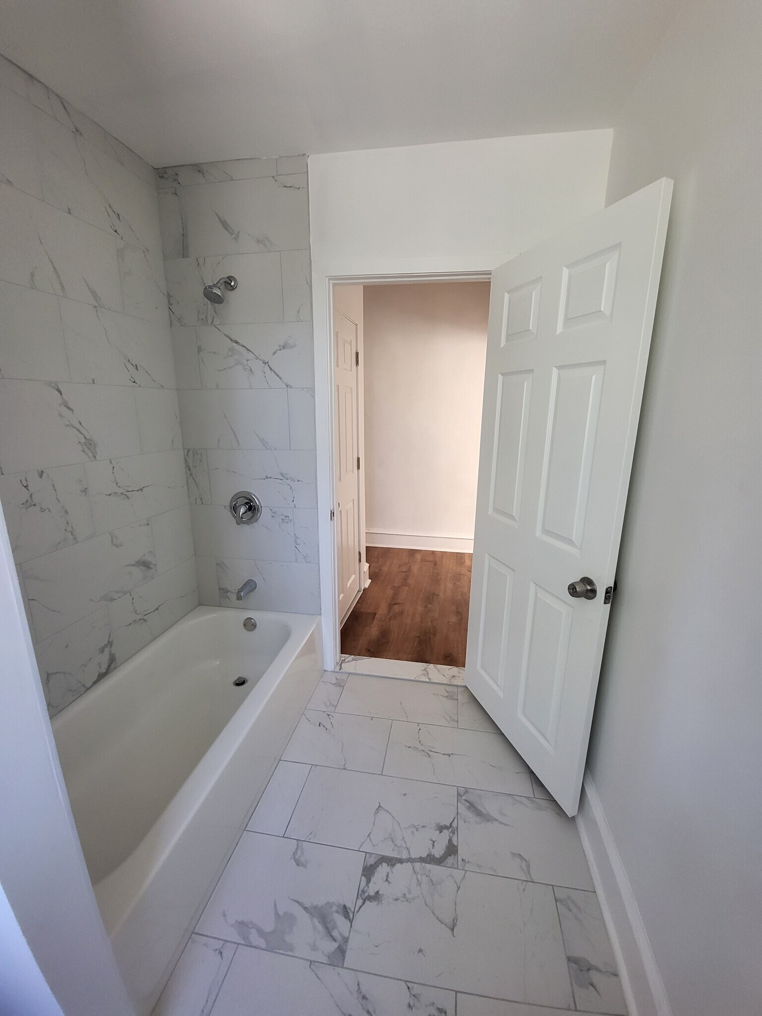 Building Photo - 6643 Chew Ave