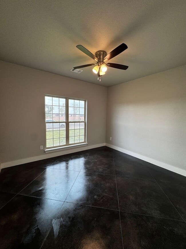 Building Photo - NEW Home located in Heritage Hills!!! 3/2/2 CISD