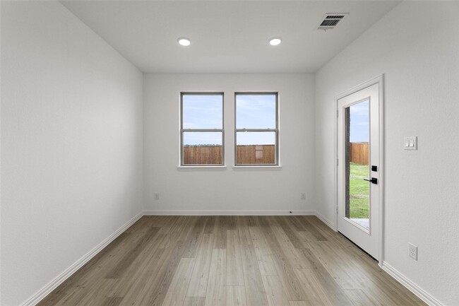 Building Photo - 1422 Greenbelt Dr