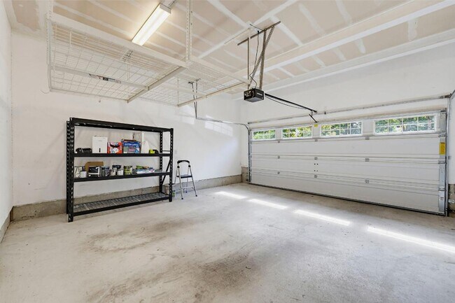 Building Photo - 3919 Jett Ln