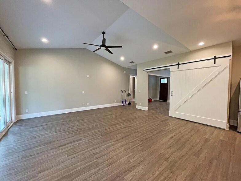 Building Photo - 87570 Roses Bluff Rd