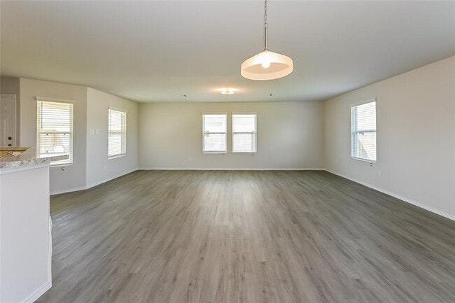 Building Photo - 8802 Doris Oaks Cir