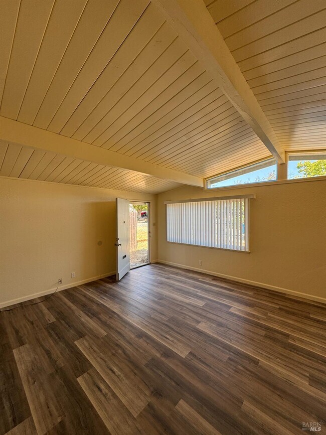 Building Photo - 313 Corkwood St
