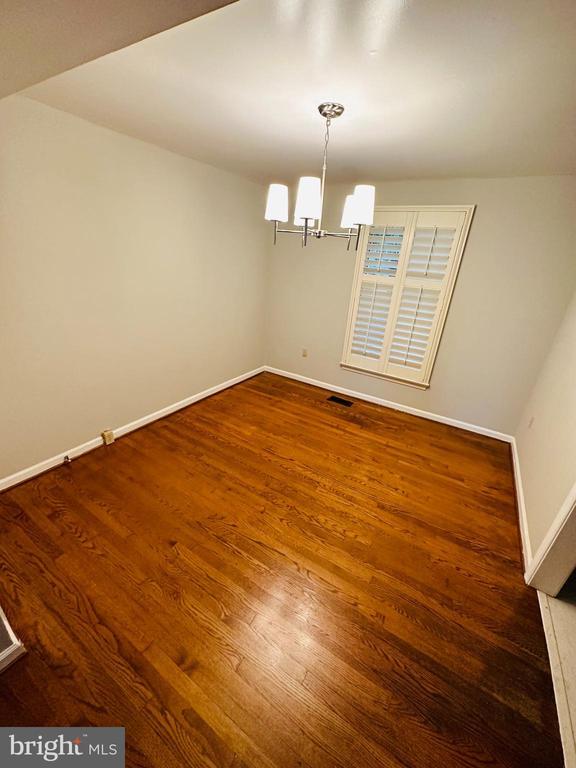 Building Photo - 8206 Red Wing Ct