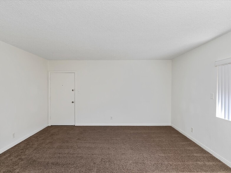 Building Photo - 229 Woodruff Apartments