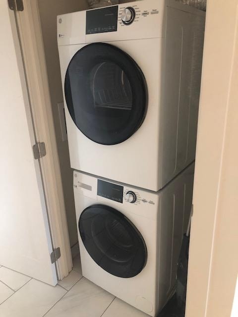 Building Photo - 7436 E Chaparral Rd