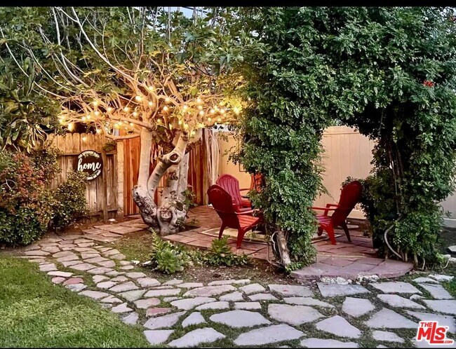 Building Photo - 5944 Irvine Ave