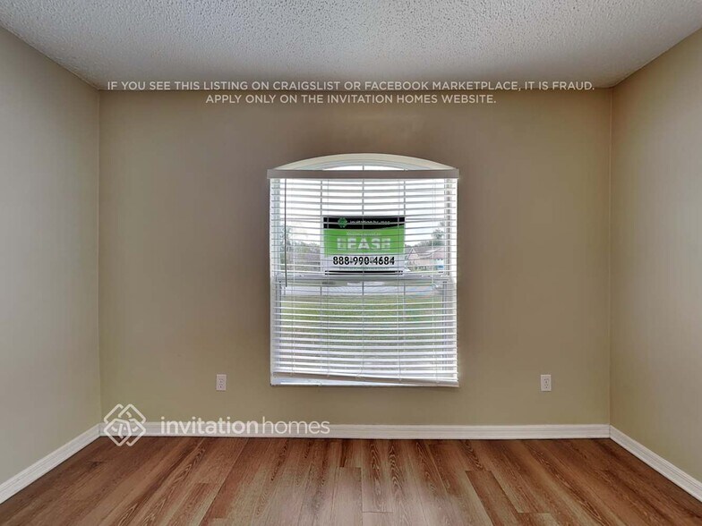 Building Photo - 1791 Oakgrove Ave