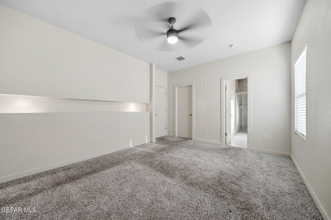 Building Photo - 3741 Peak Pl