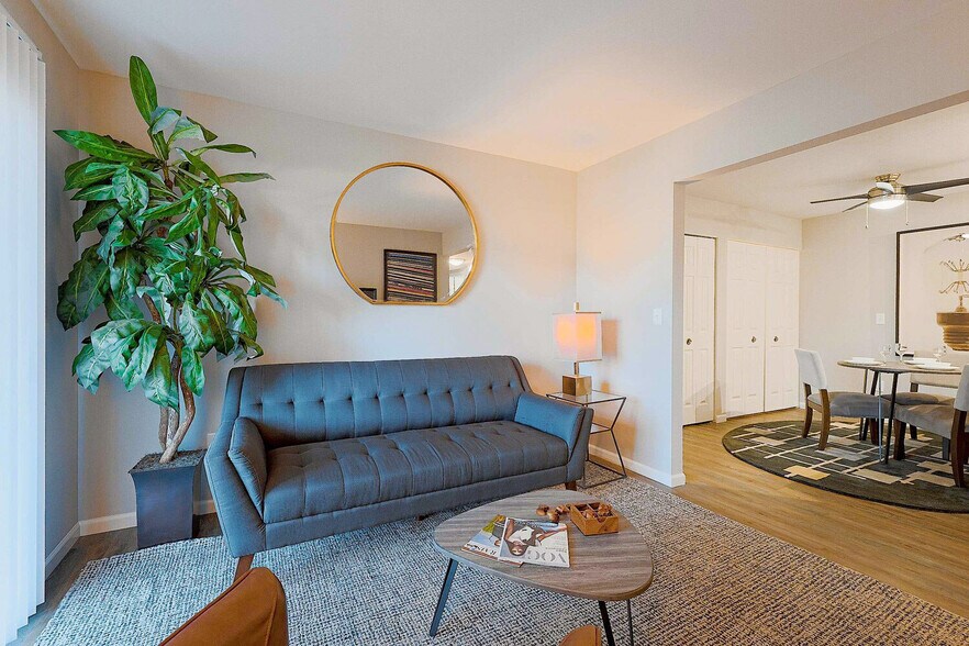 Building Photo - Windridge Village Apartments