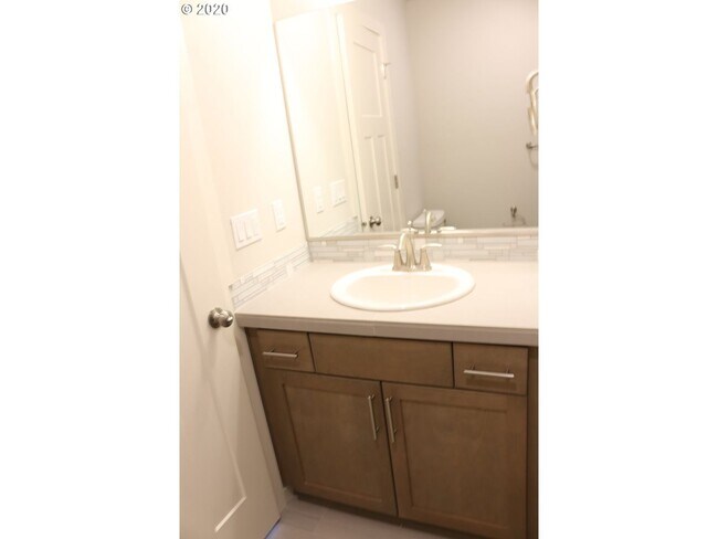 Building Photo - Modern 3-Bedroom Townhome-Style Home with Attached Garage, Private Patio & En-Suite Bathrooms in ...