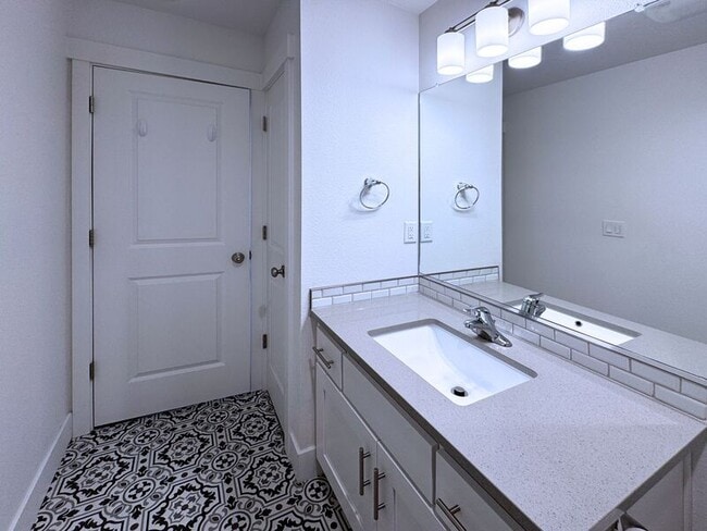 Building Photo - 3432 Rockcress Rd