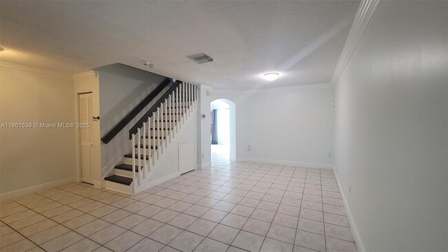 Building Photo - 10155 SW 163rd Pl