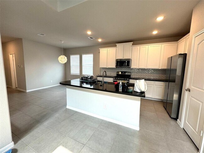 Building Photo - 13847 Evansdale Ln