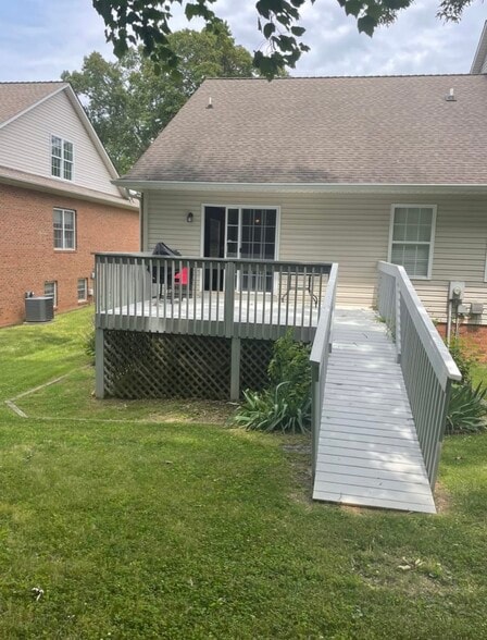 Back deck - 279 N Oak Ave