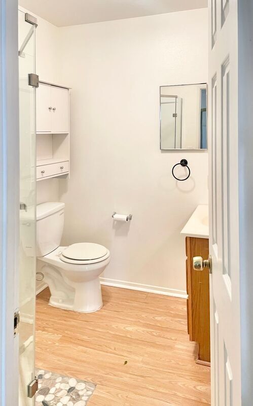 Building Photo - 362 Ralcam Pl