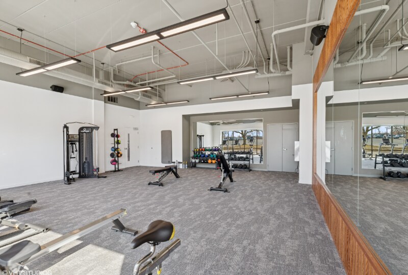 Building Photo - 4823 W 157th St