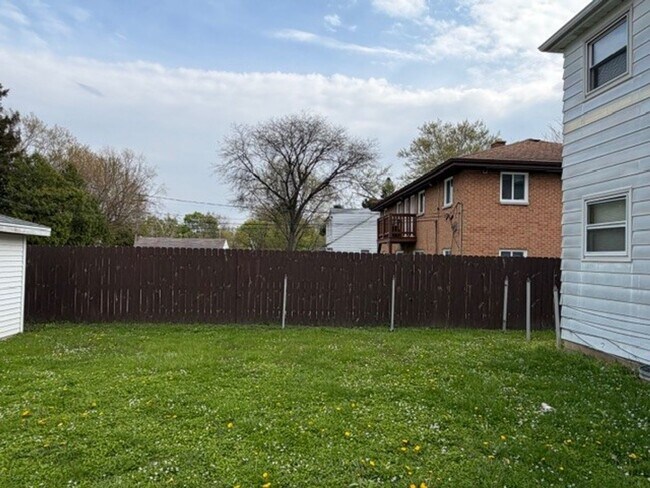 Building Photo - Kraehnke 67 Holding, LLC