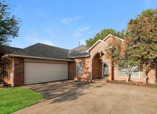 Building Photo - 84 Kimberly Dr