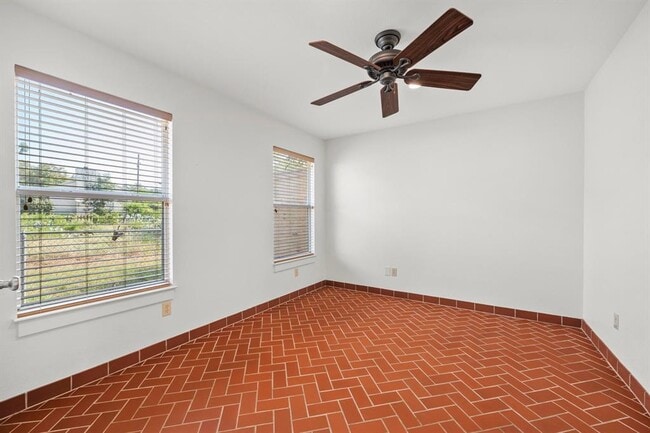 Building Photo - 1601 West Ln