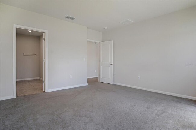 Building Photo - 1173 Lexington Ln