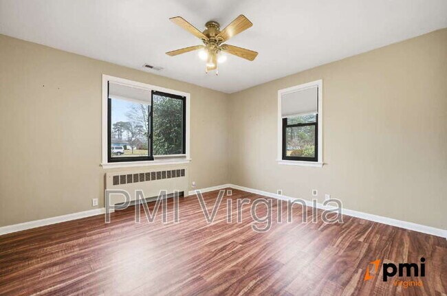 Building Photo - 2707 Martone Rd