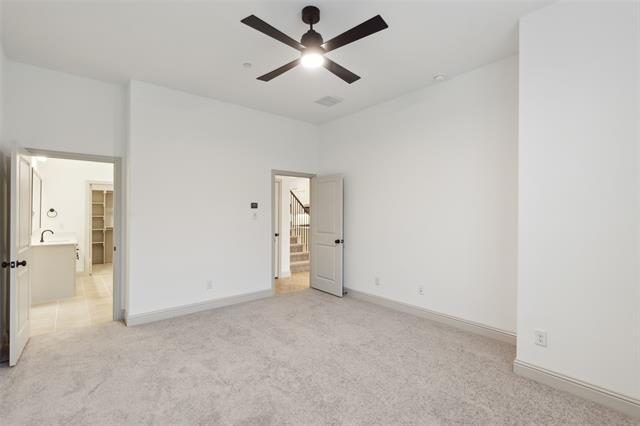 Building Photo - 7046 Granbury Ln